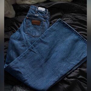NWT Wrangler Wanderer 622 High-Rise Flare Jeans